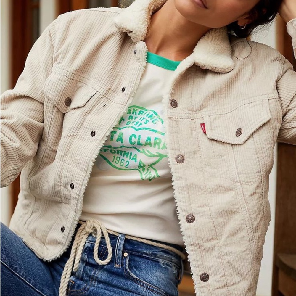 Levi’s Women’s Ex-boyfriend Trucker Jacket